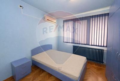 Apartament cu 3 camere de vanzare in zona Gara de Nord - 3