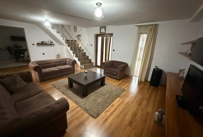 Casă individuală cu 4 camere cu Canalizare în Central - 12