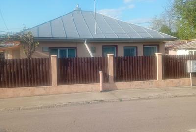 Casă cu 3 camere cu Teren 530 Mp în Central - 4