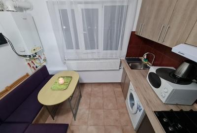 Închiriez apartament 2 camere. Faleza Nord - 2