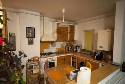 Apartament cu 3 camere semidecomandat în Progresul - 4