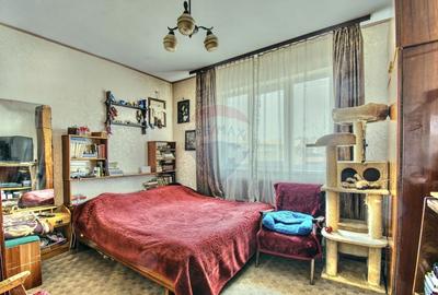 Casă cu 7 camere cu Teren 800 Mp în Central - 9