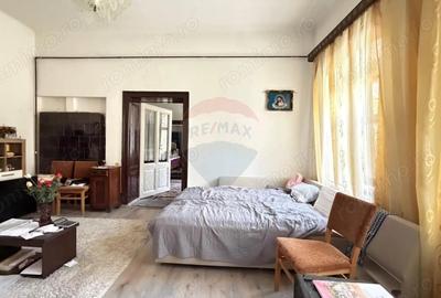 Casă cu Teren 687 Mp în Ultracentral - 2