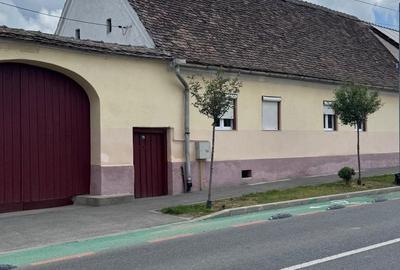 Casă cu 4 camere în Lazaret
