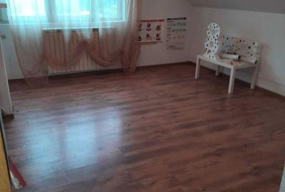 Casă cu 4 camere în Lacul Morii - 4