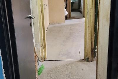Apartament cu 2 camere semidecomandat în Prelungirea Ferentari - 1