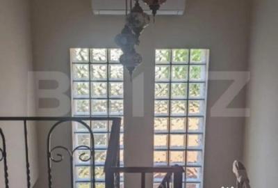 Casă cu 5 camere cu Teren 725 Mp în Central - 4