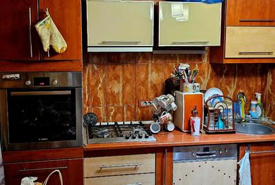 Apartament 4 camere Turda , Calea Grivitei - 9