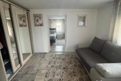 Casă cu 4 camere cu Teren 4400 Mp în Rădăuți - 6