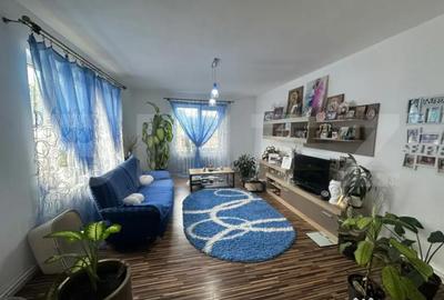 Casă cu 3 camere cu Teren 480 Mp în Central - 1