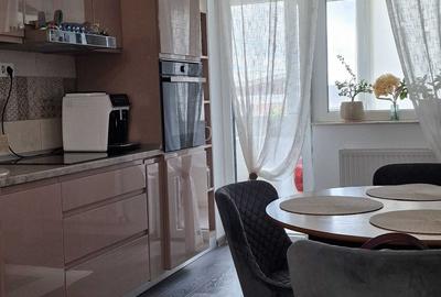 Apartament cu 3 camere în Păcurari - 2