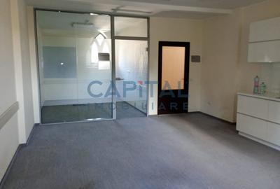 CLADIRE CU ARHITECTURA EMBLEMATICA - FOST SEDIU INTEL - 5