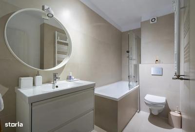 Apartament cu 3 camere decomandat în Drumul Taberei