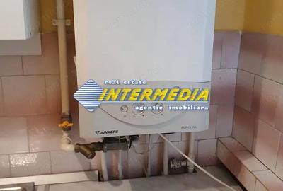 OKAZIE ! Vanzare Garsoniera CETATE M-uri centrala termopane nerenovata - 4