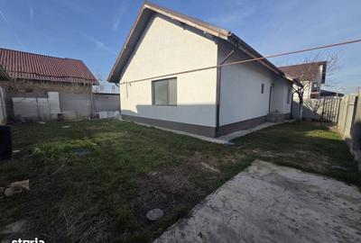 Casă cu 4 camere cu Teren 452 Mp în Clinceni - 4
