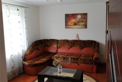 Casă cu 4 camere cu Teren 3600 Mp în Obislavu - 1