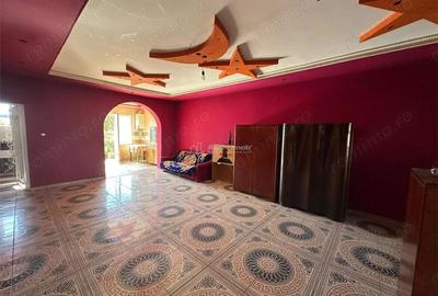 Casă cu 4 camere cu Teren 390 Mp în Central - 4