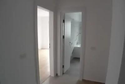Apartament cu 3 camere decomandat în Titan - 8