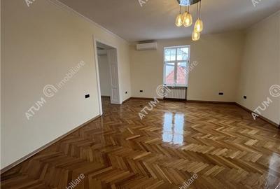 Spatiu de birouri complet renovat cu 3 camere si 2 bai zona centrala - 1