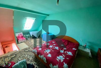 Apartament cu 2 camere la mansarda in Vasile Aaron - 5