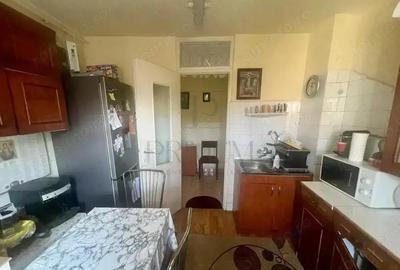 Apartament cu 3 camere semidecomandat, mobilat în Central - 8