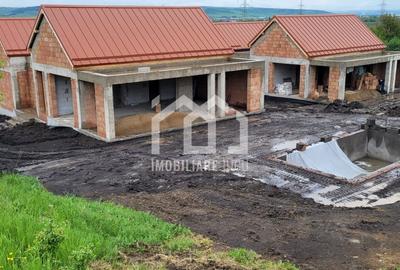 Casă individuală cu 4 camere cu Canalizare în Jucu de Sus - 16