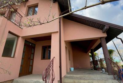 Casă cu 4 camere în Holboca - 3