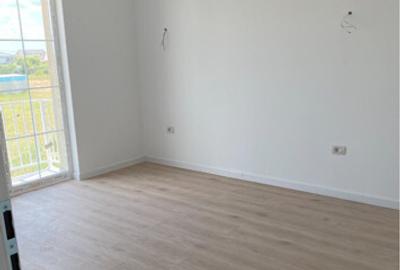 Proprietar casa/duplex Mosnita Noua,cartier Europa,4 camere - 2