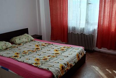 Apartament cu 3 camere decomandat în Central - 14