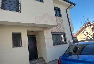 Casă cu 5 camere cu Canalizare în Sud-Vest - 2