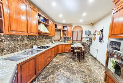 Vanzare casa/vila care refuza trecerea timpului - Zona Capitale - 7