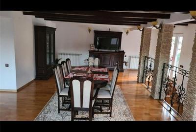 Casă cu 6 camere în Fieni - 5