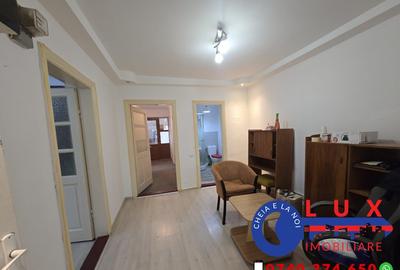 ID 9553 Casa de inchiriat Strada Mircea Voda - 1