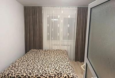 Apartament cu 3 camere decomandat în Micro 40 - 4