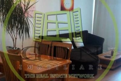 Apartament cu 3 camere semidecomandat, mobilat în Ștrand