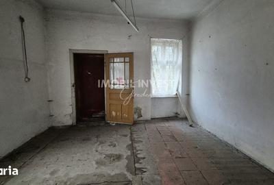 Casă cu 5 camere cu Teren 666 Mp în Central - 4