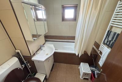 Apartament cu 3 camere decomandat, mobilat în Delfinariu - 7