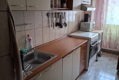 Apartament cu 3 camere decomandat în Nerva Traian - 1