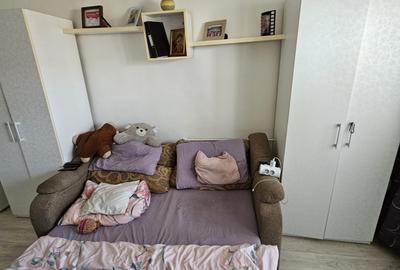 Garsonieră decomandată în Confecții - 2