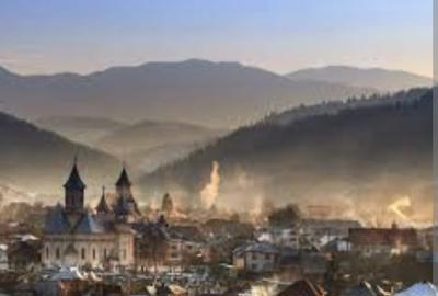 De vanzare teren intravilan 6500 mp Vama- Bucovina - 3