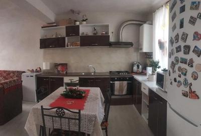 Casă cu 3 camere cu Teren 136 Mp în Central - 3