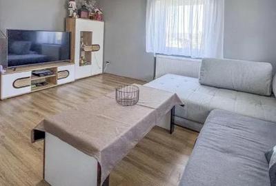 Apartament cu 2 camere decomandat în 1 Decembrie 1918