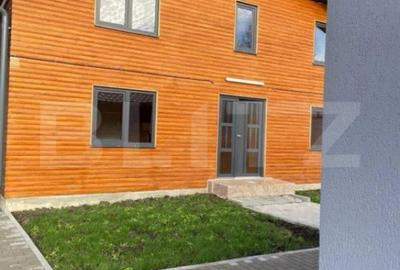 Casă cu 5 camere cu Teren 400 Mp în Bucium - 9