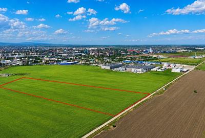Teren Construcții intravilan de 28000 mp, în Sud - 1