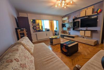 Apartament cu 4 camere decomandat în Steaua - 3