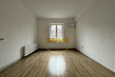 Apartament cu 3 camere semidecomandat în Romană - 1