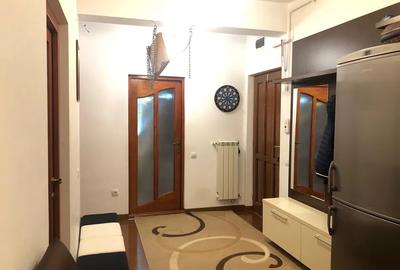 Apartament cu 3 camere semidecomandat, mobilat în Florești - 3