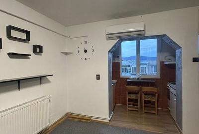 Garsonieră semidecomandată în Stana - 8