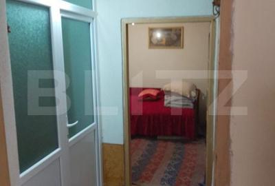 Casă cu 4 camere cu Teren 1276 Mp în 1 Mai - 2