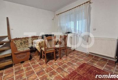 Apartament de inchiriat cu 3 camere balcon la mansarda Vasile Aaron - 2